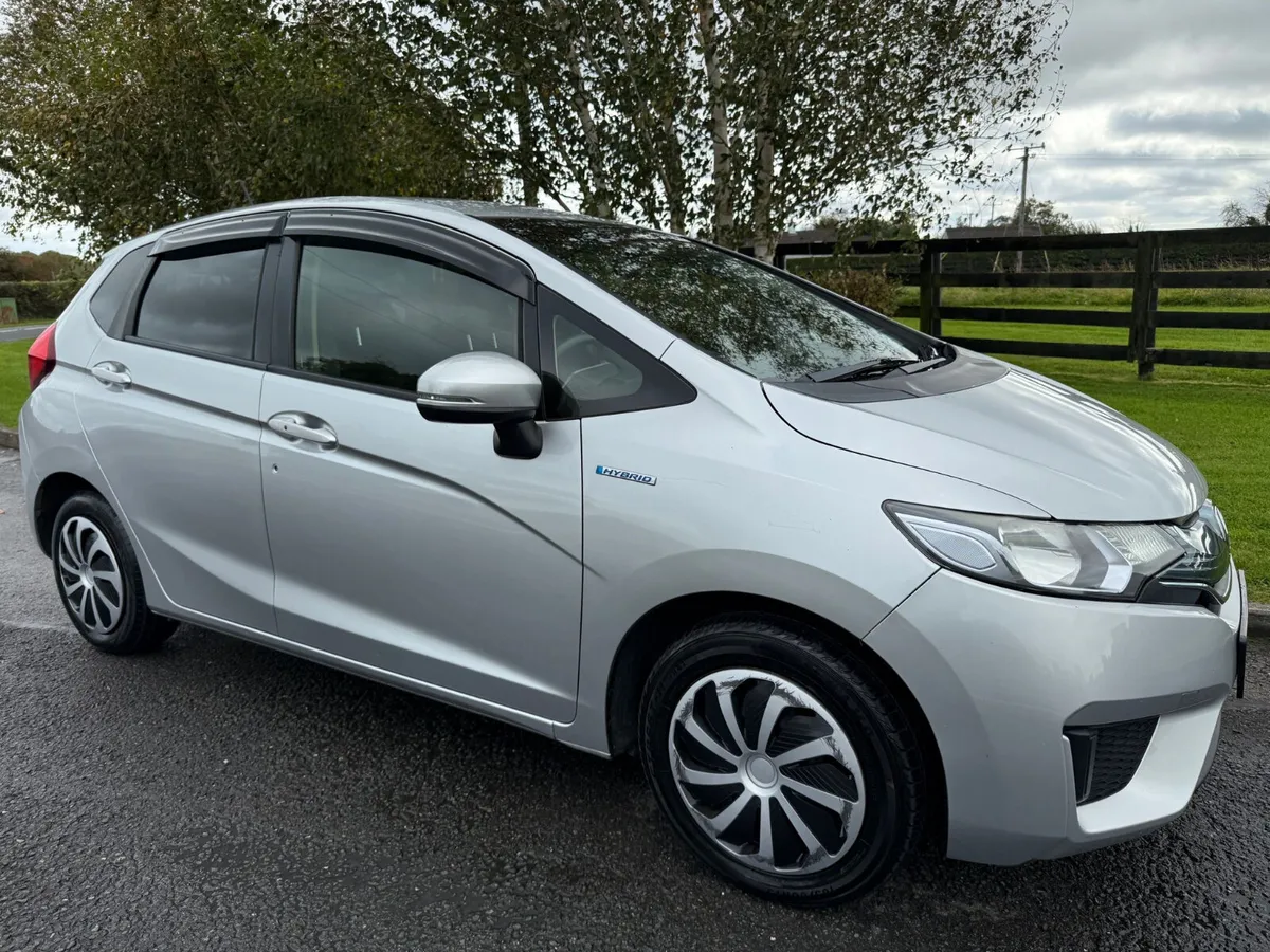 1.5 HYBRID PETROL *NCT & TAX* - Image 1