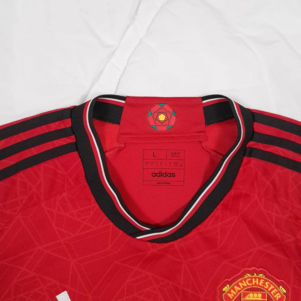 Adidas Manchester United 23 24 Mens Home Jersey L - Image 4