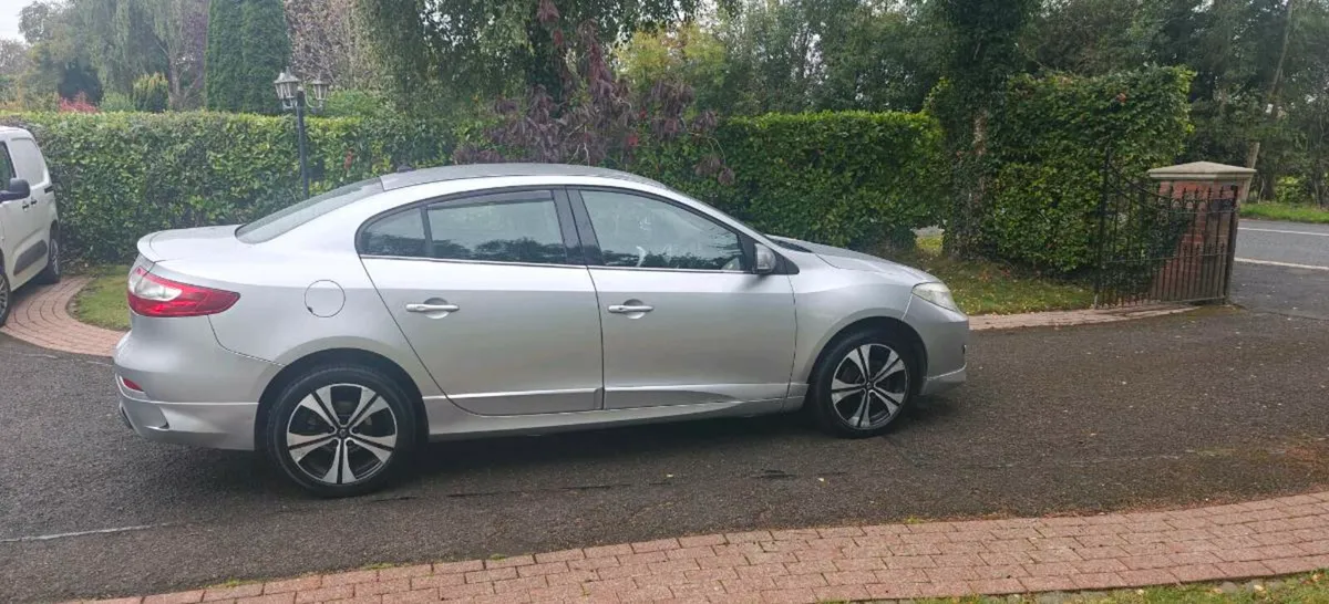 Renault Fluence 1.5DCI Irish Ed - Image 2