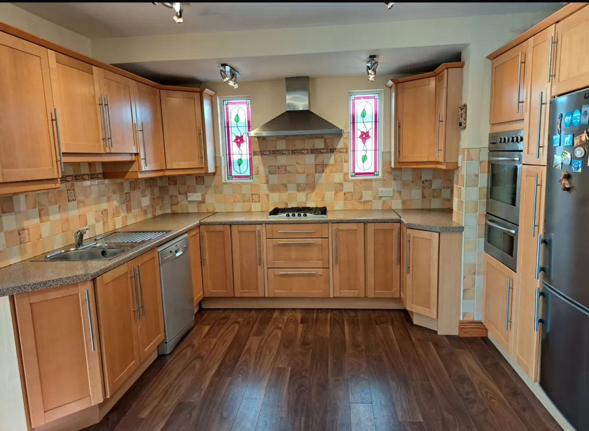 Fitted Kitchen - Image 1