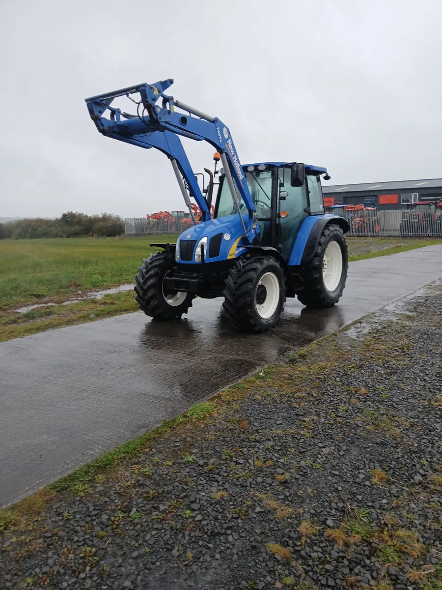 Newholland T 5030 - Image 1
