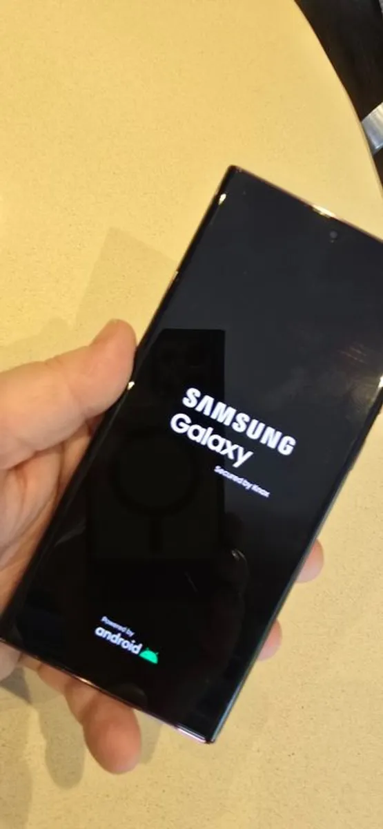 Samsung S22 Ultra 1TB - Image 1