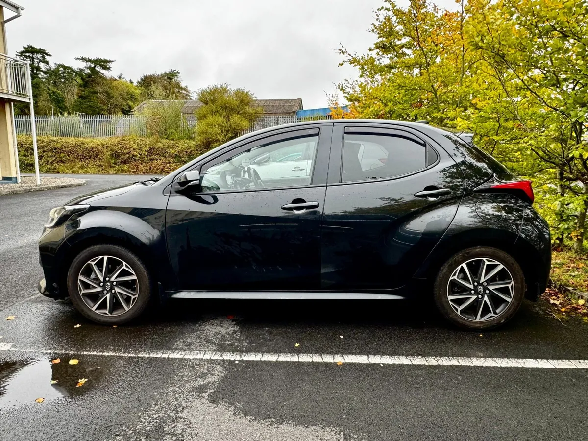 Toyota Yaris 231 Luna Sport-Low Mileage - Image 4