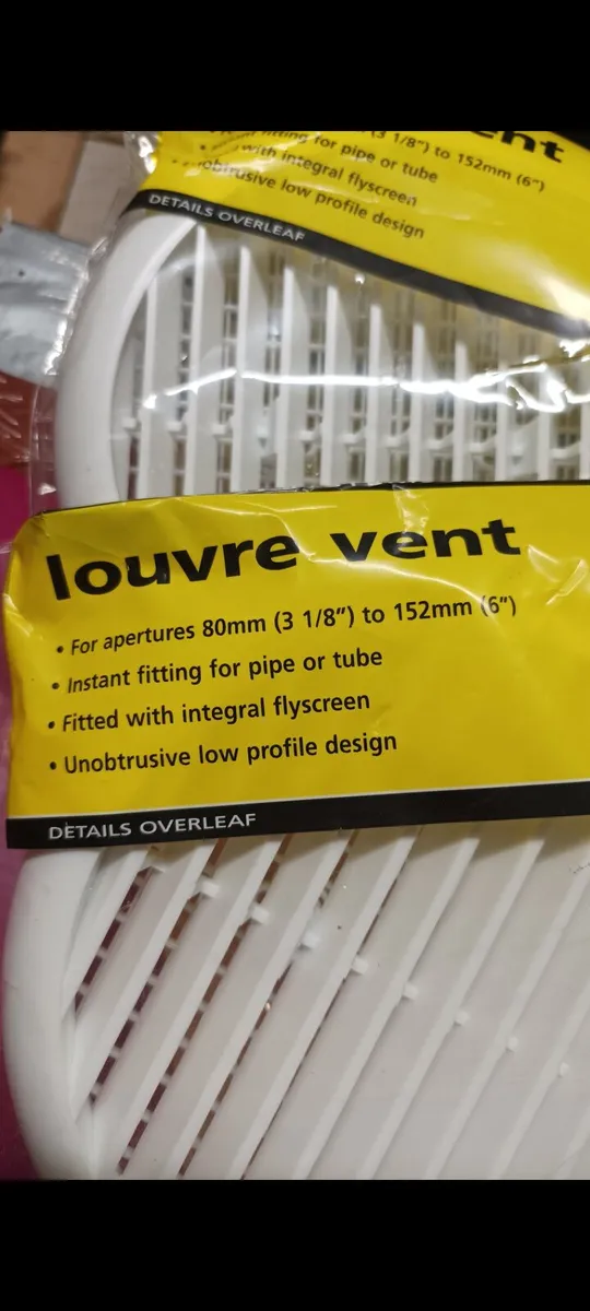 Louvred vent ,gas, ventilation, fresh air - Image 3