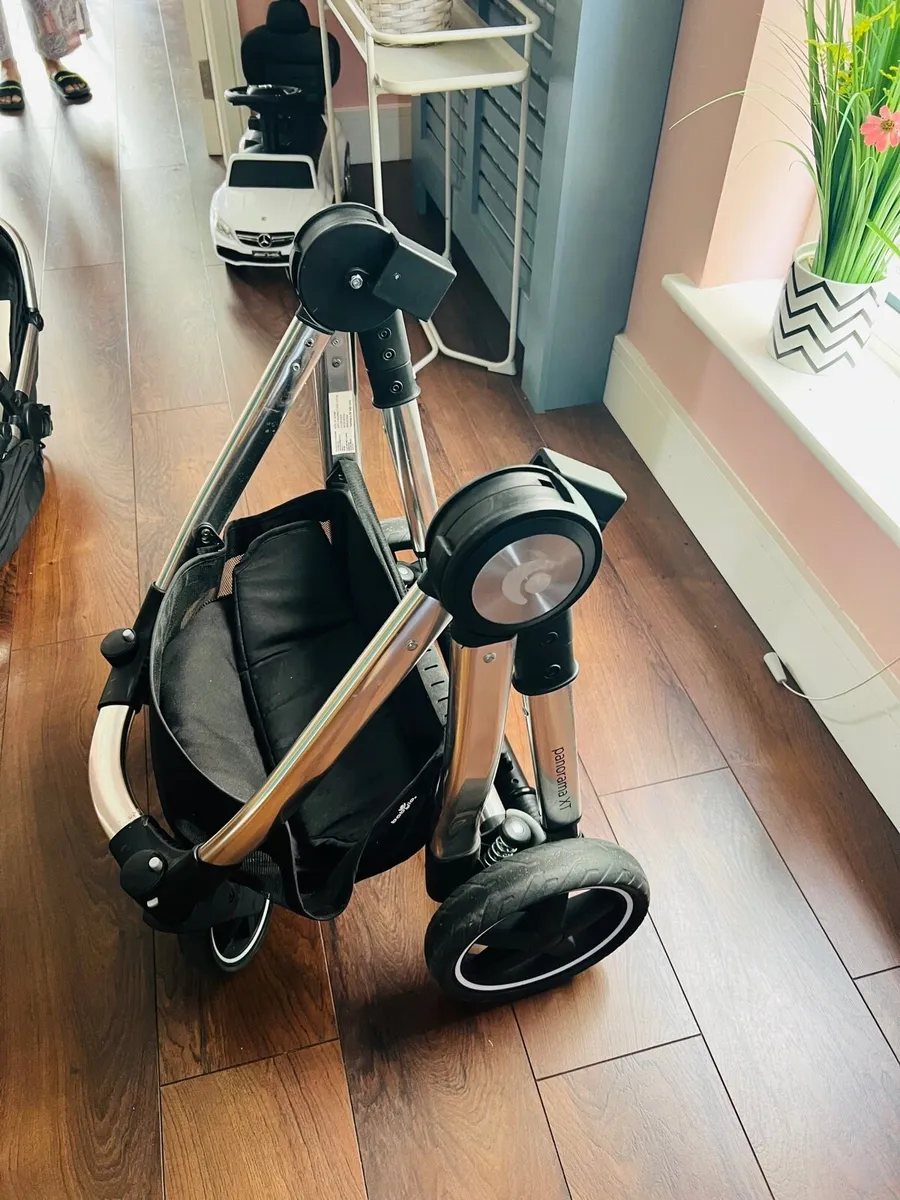 Pram, stroller and Travel stroller combo - Image 2