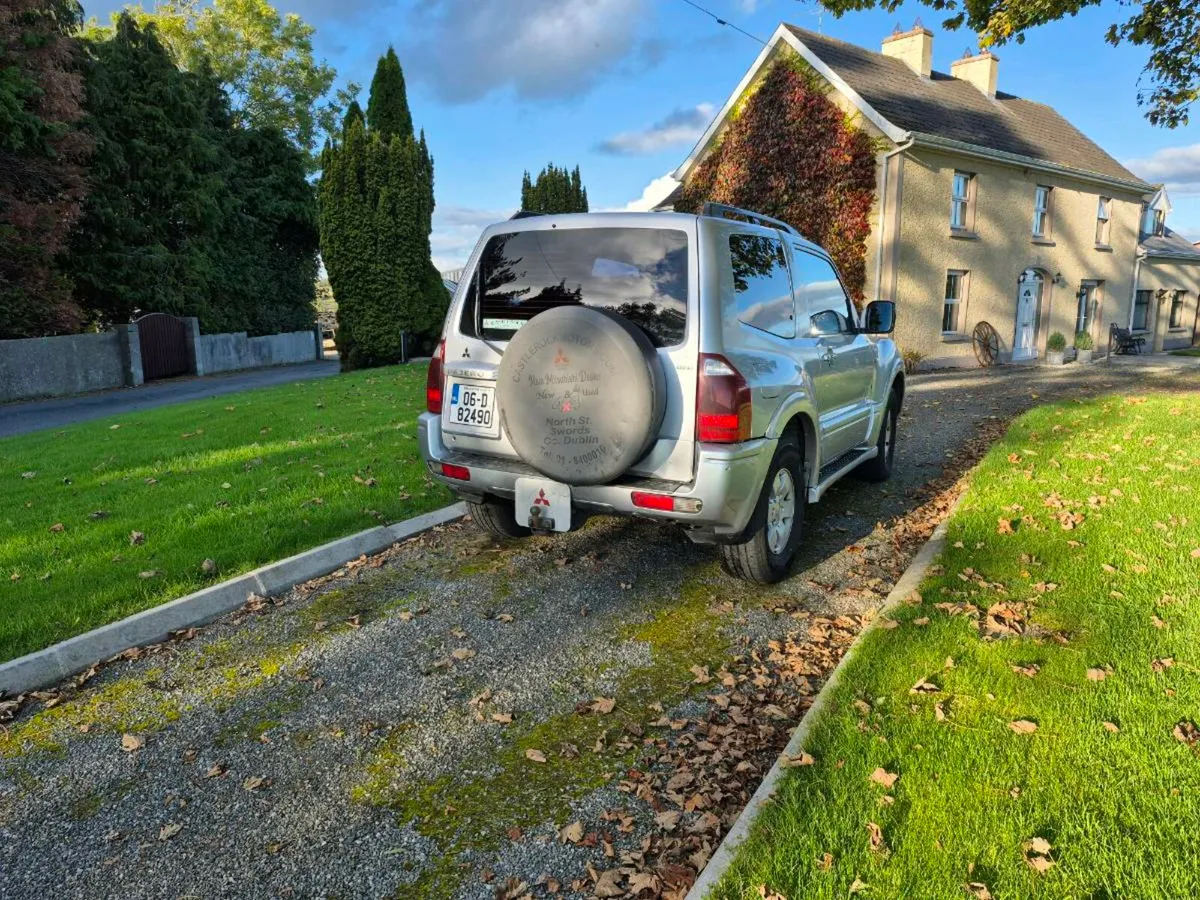 Mitsubishi Pajero SWB - Image 4