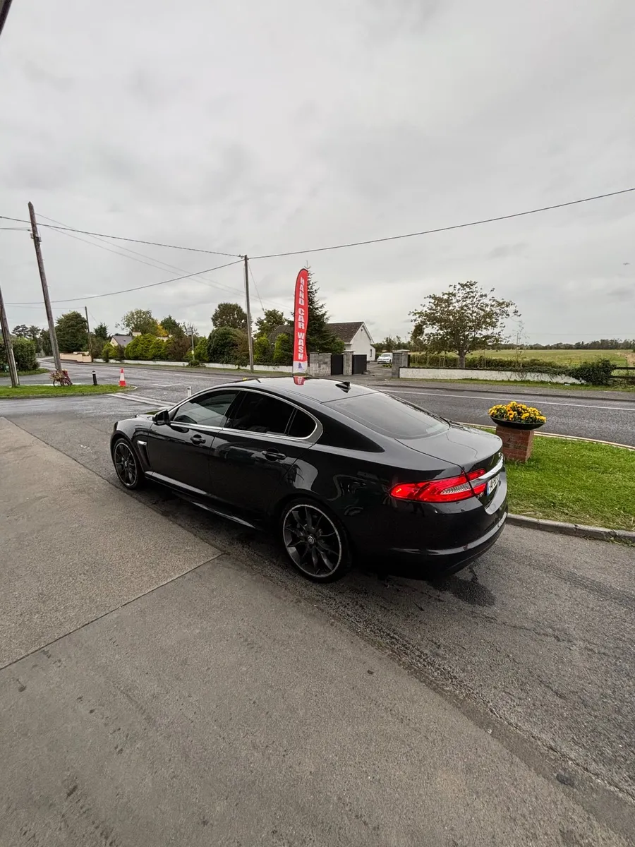 Jaguar XF 2014 - Image 3