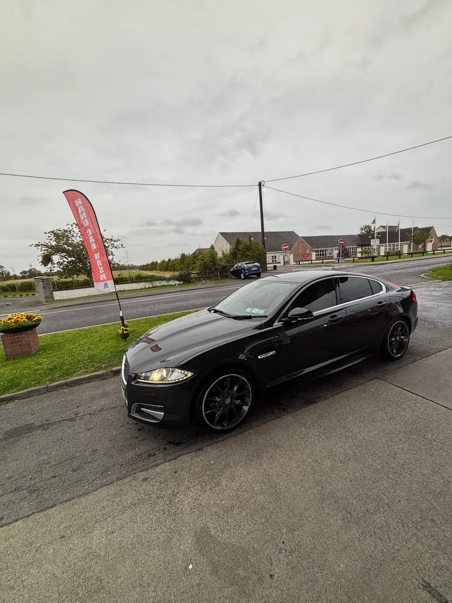 Jaguar XF 2014 - Image 4