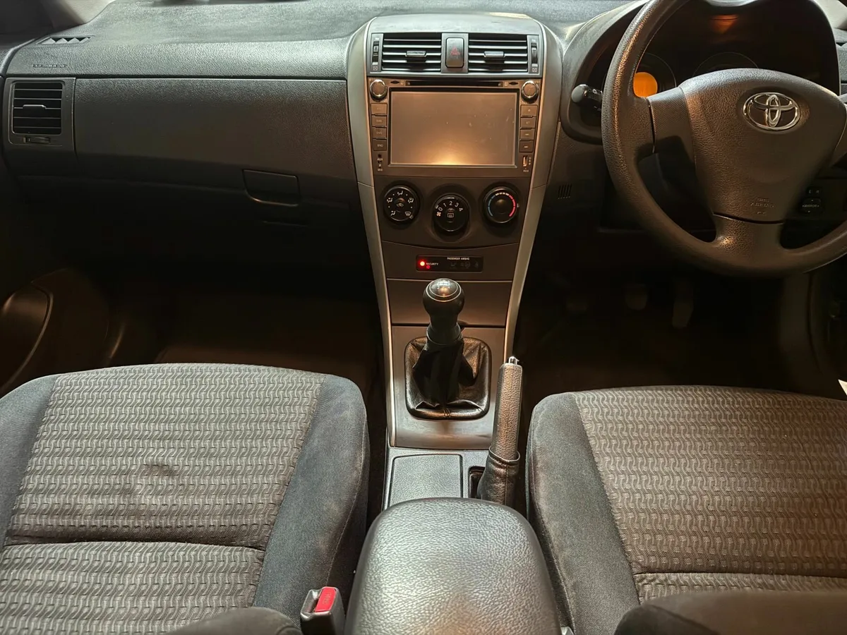 Toyota Corolla NCT-03/26 Tax-02/26 - Image 4