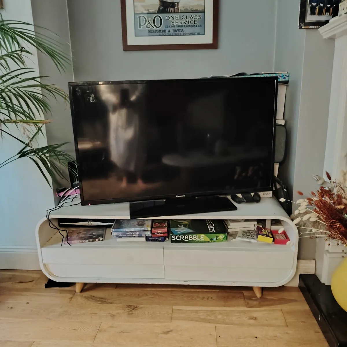 Sideboard and TV unit - Image 2