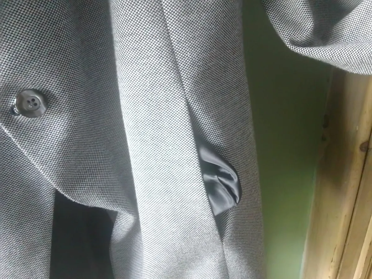 CALVIN KLEIN LONG LINE JACKET as NEW 14 - Image 4