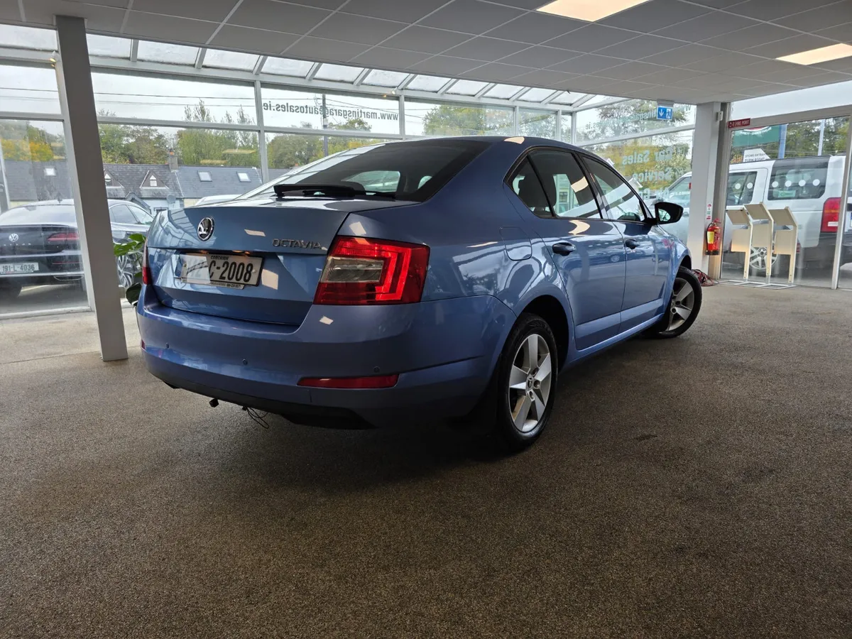 Skoda Octavia Ambition 1.6 tdi 2014 - Image 4