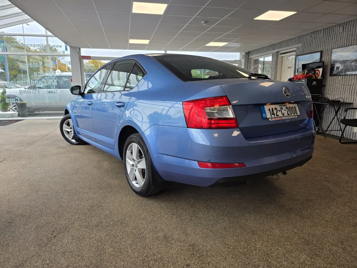 Skoda Octavia Ambition 1.6 tdi 2014 - Image 3
