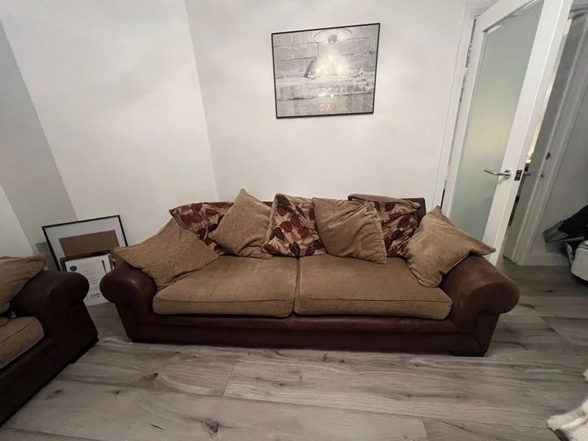 sofa - Image 1