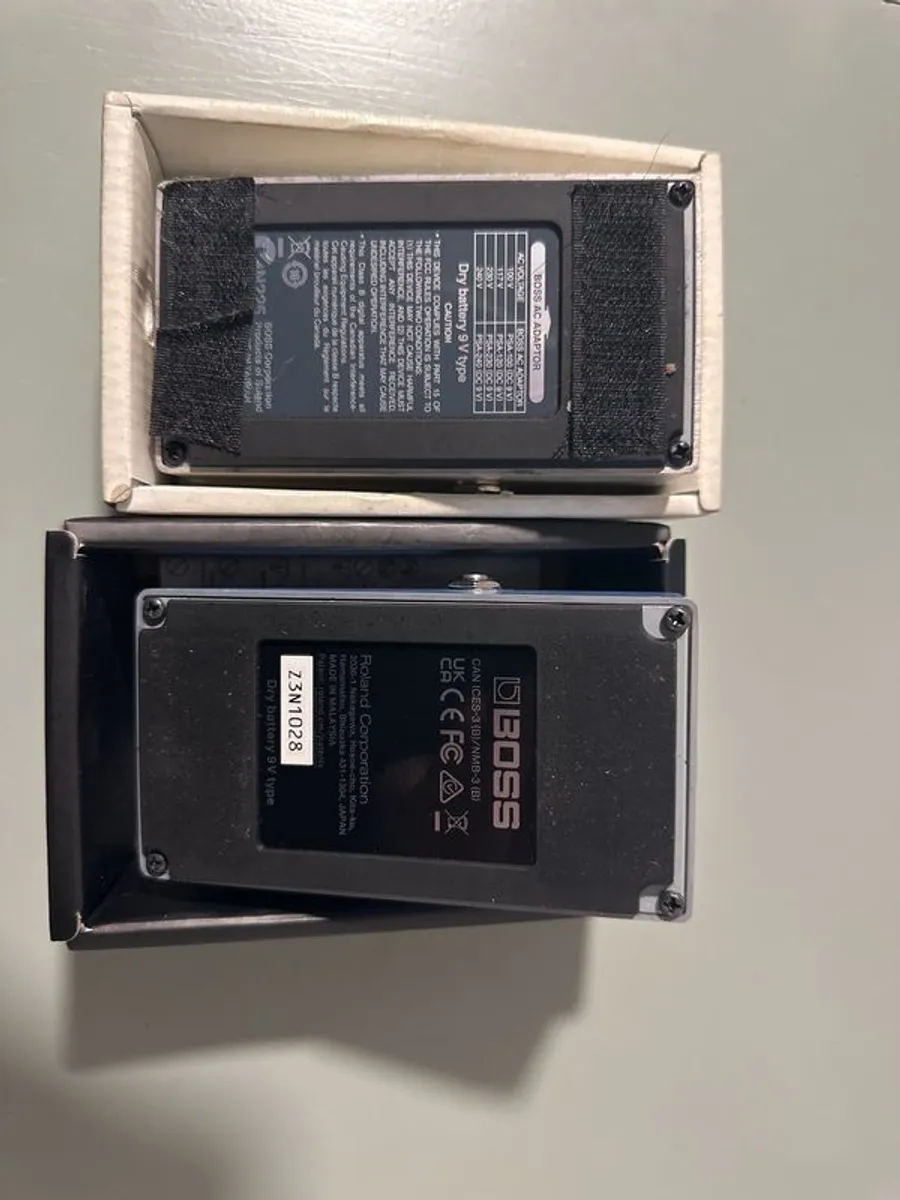 Boss Chorus and Delay pedals - Image 4