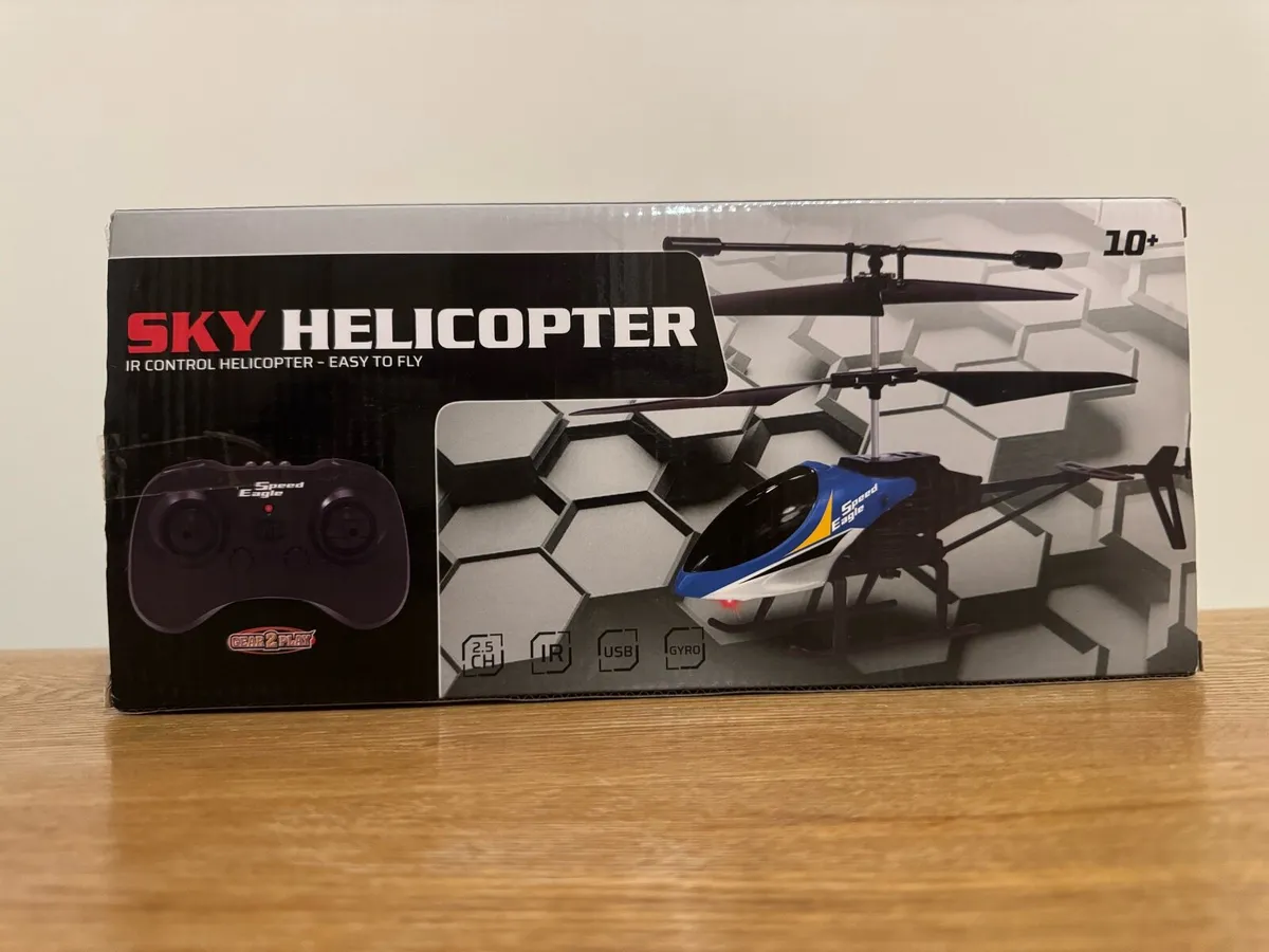 Radio control helicopter - Image 3