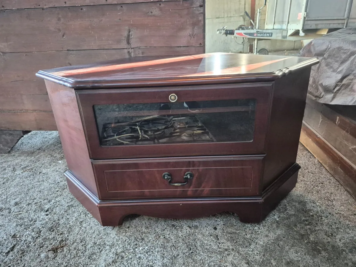 TV unit - Image 2