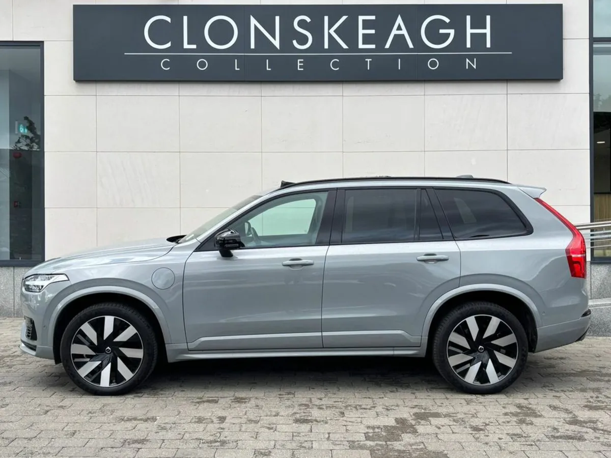 Volvo XC90 T8 PLUS AWD, HARMON KARDON, 21INCH ALLO - Image 4