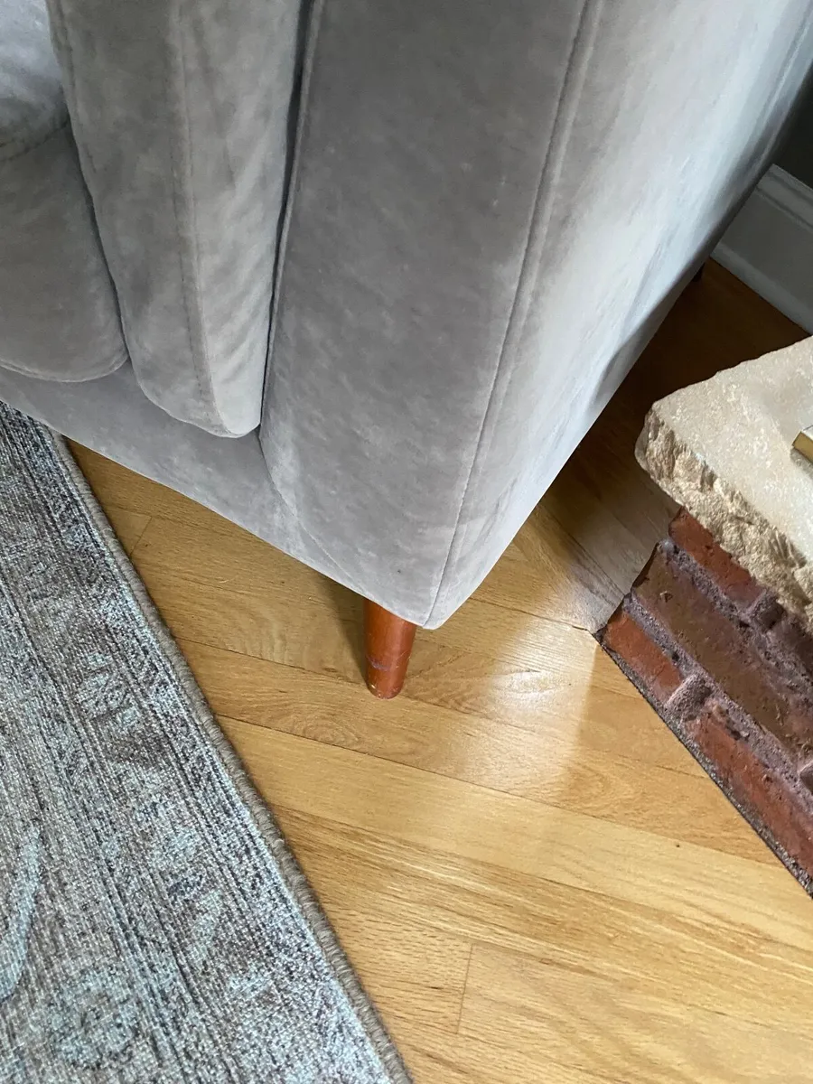 Armchair - Image 2
