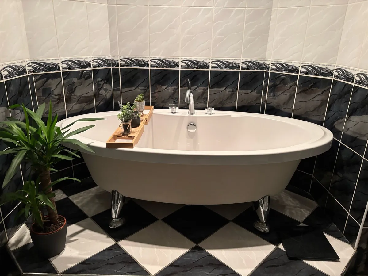 Freestanding Bath - Image 2