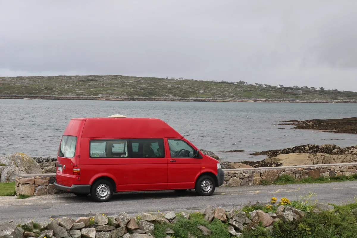 Camper van - Image 1