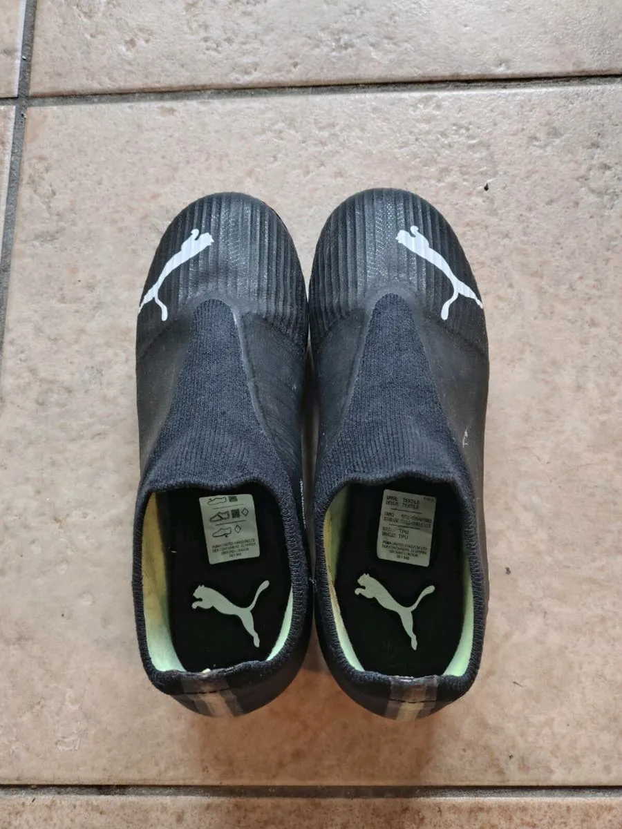 Kids Football Boots - Puma Ultra - Image 2