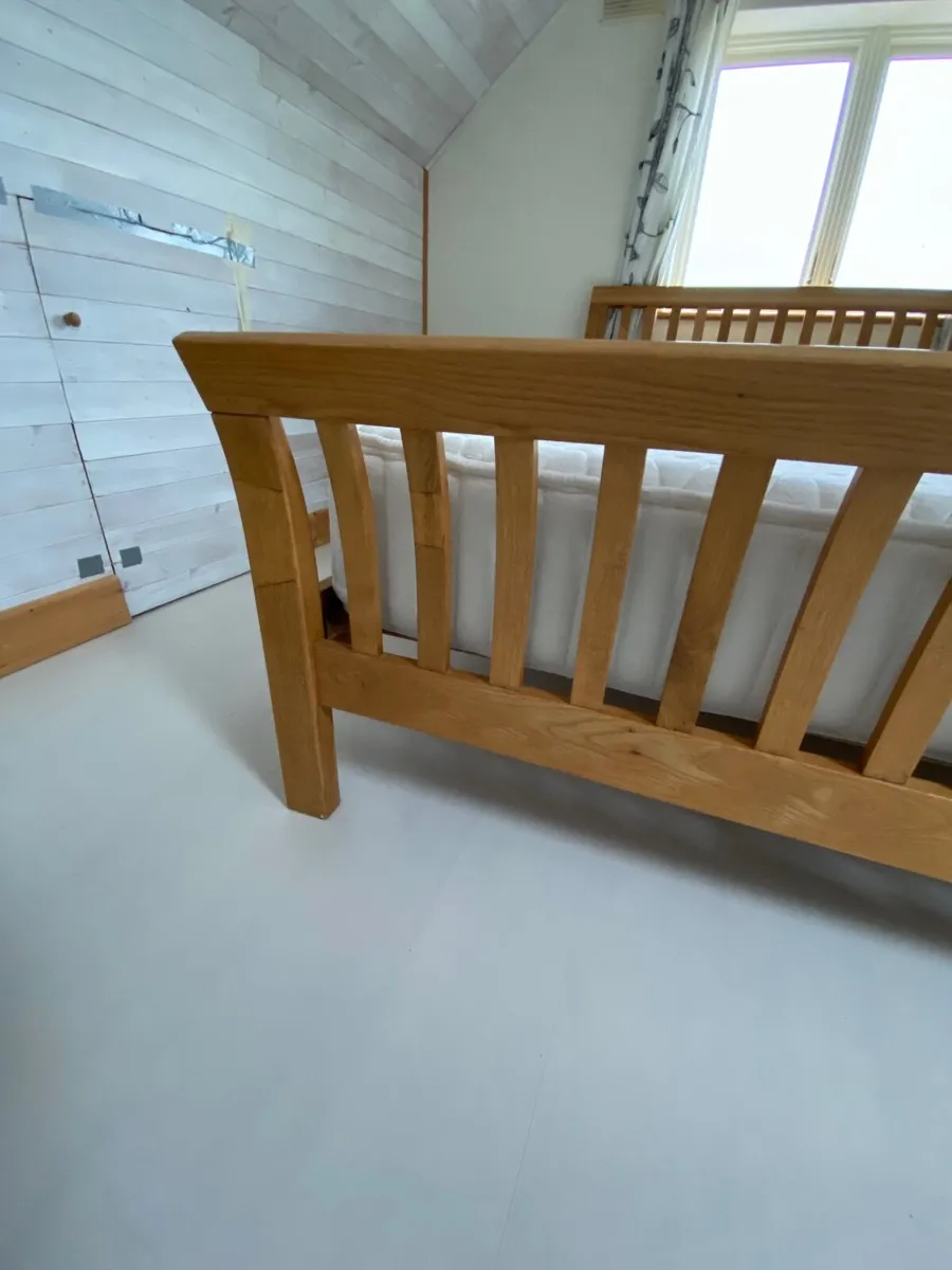 Solid oak, super king-sized bed with mattress - Image 2