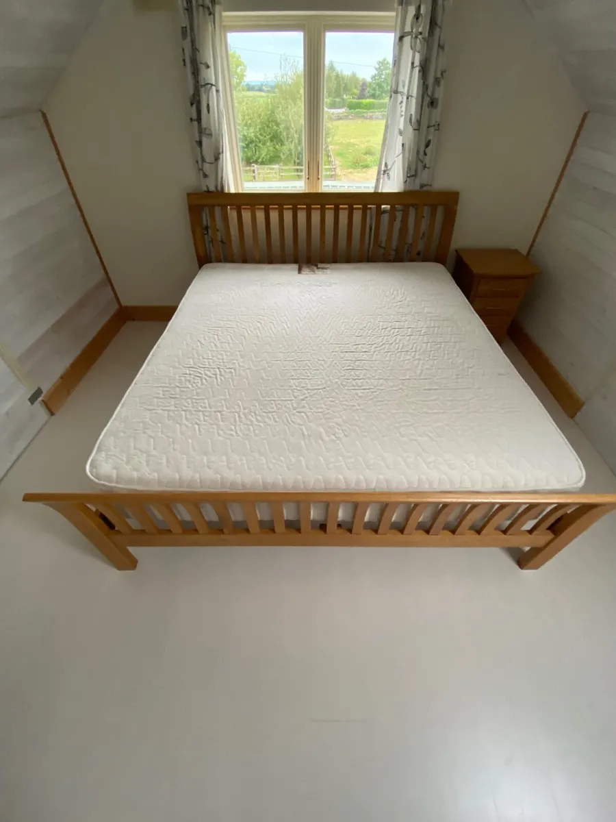 Solid oak, super king-sized bed with mattress - Image 1