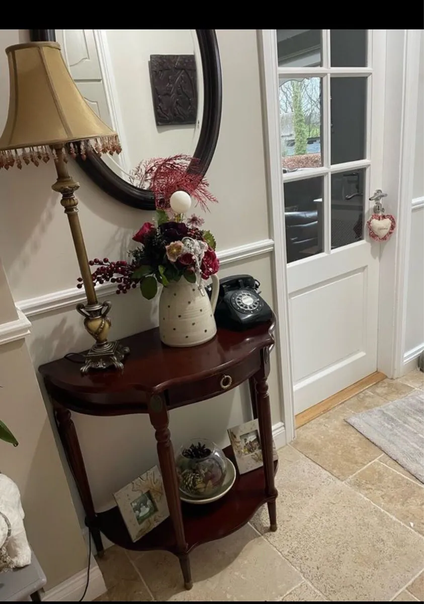 Hall table
