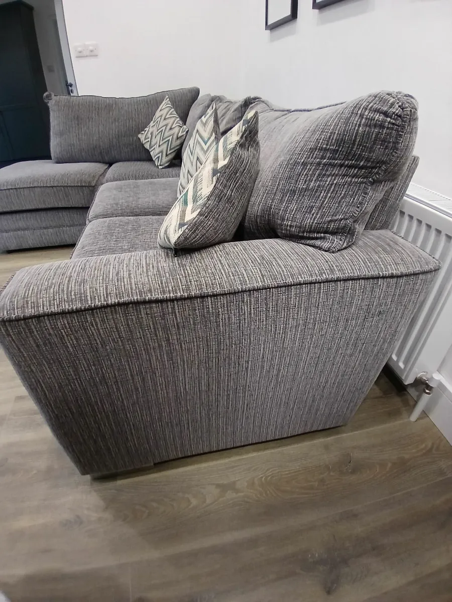 Sofa - Image 2