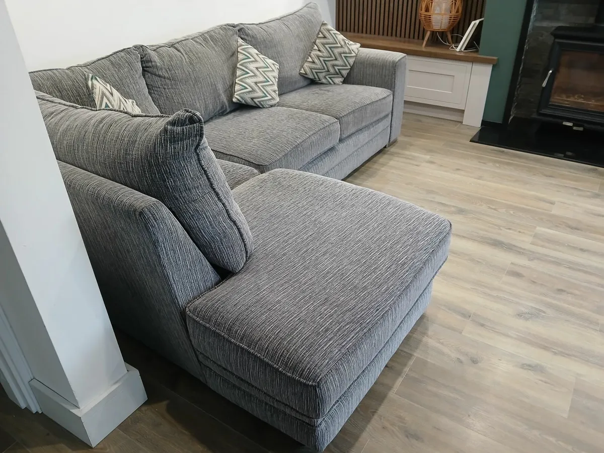 Sofa - Image 3