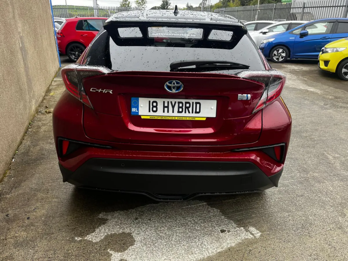 Toyota C-HR AUTOMATIC 1.8 HYBRID - Image 3