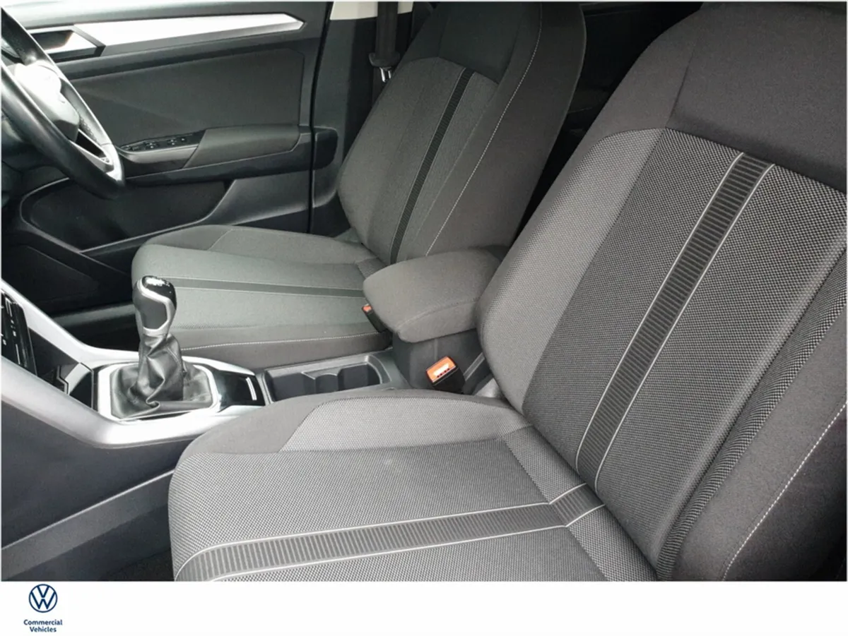 Volkswagen T-Roc 2.0TDI 116BHP LIFE COMMERCIAL (VA - Image 4