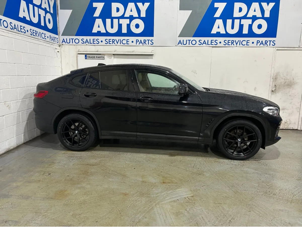 BMW X4 XDRIVE 20D DOUBLE SUNROOF SPORT  AUTO - Image 3