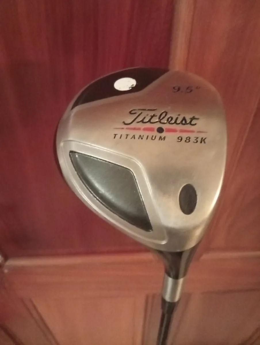 Titleist 983 K Titanium  Driver 9.5 Stiff Flex - Image 1