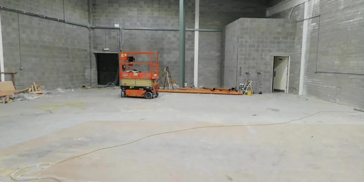 led lighting sheds, workshops, stores, farmsheds - Image 1