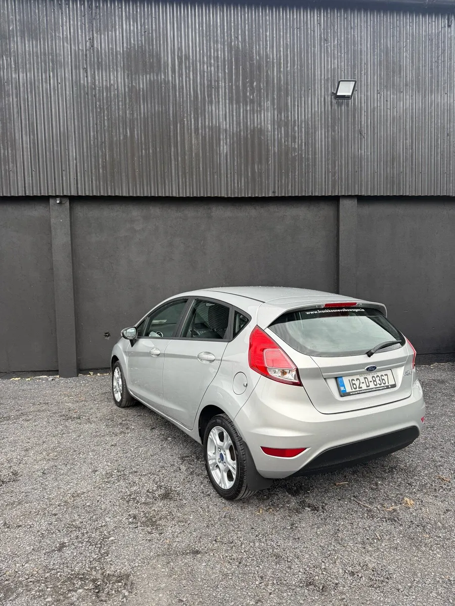 Ford fiesta - Image 4