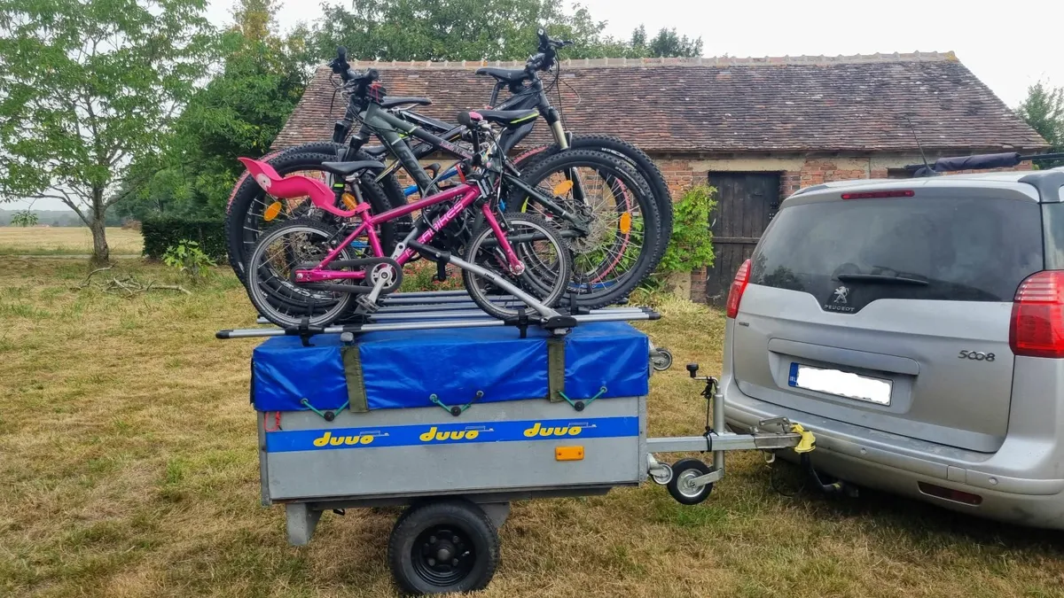 Camping Trailer - Image 1