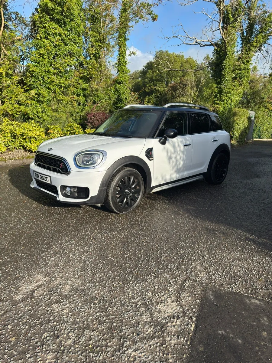 2018 MINI COUNTRYMAN COOPER SD 190 AUTO - Image 1