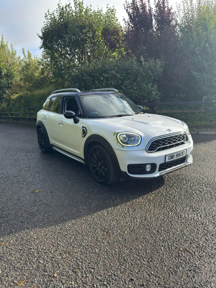 2018 MINI COUNTRYMAN COOPER SD 190 AUTO - Image 3