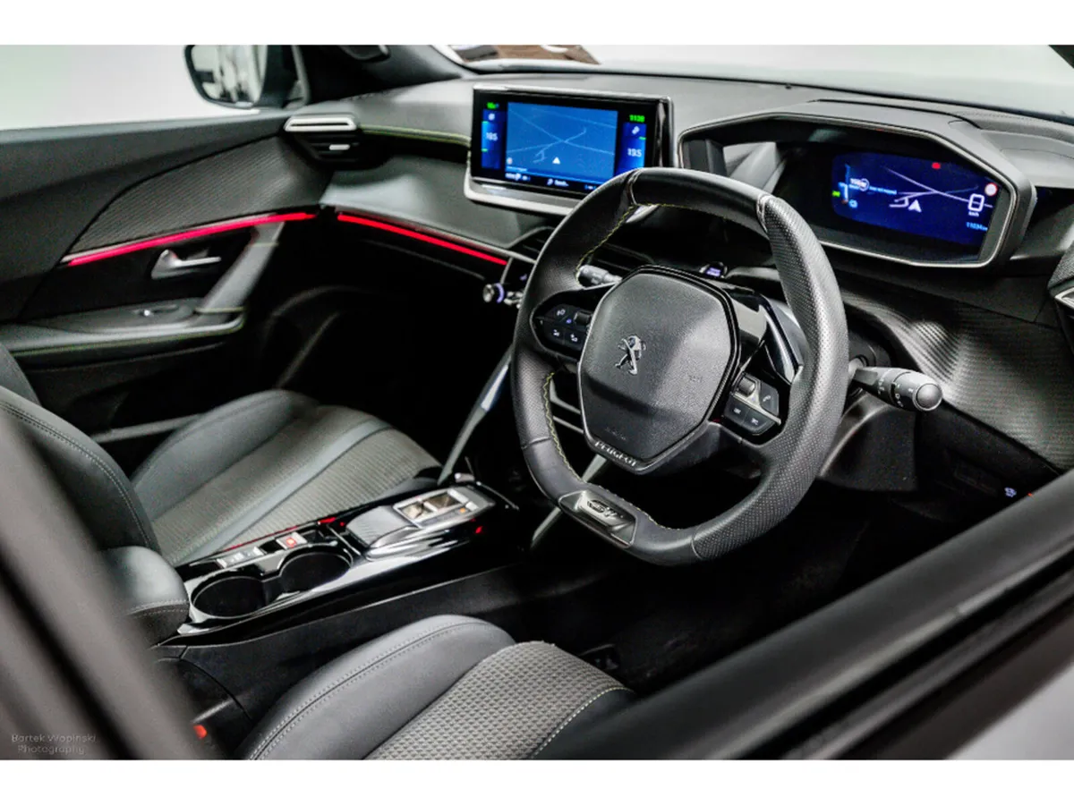 Peugeot 2008 E-GT 50kWh Auto 136HP - Image 2
