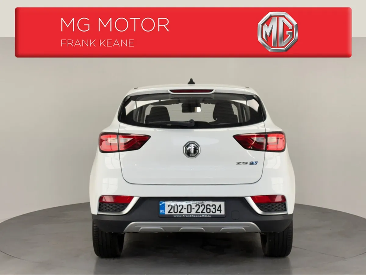 MG ZS EXCITE 44kWh EV 5DR **KEYLESS IGNITION**REVE - Image 4