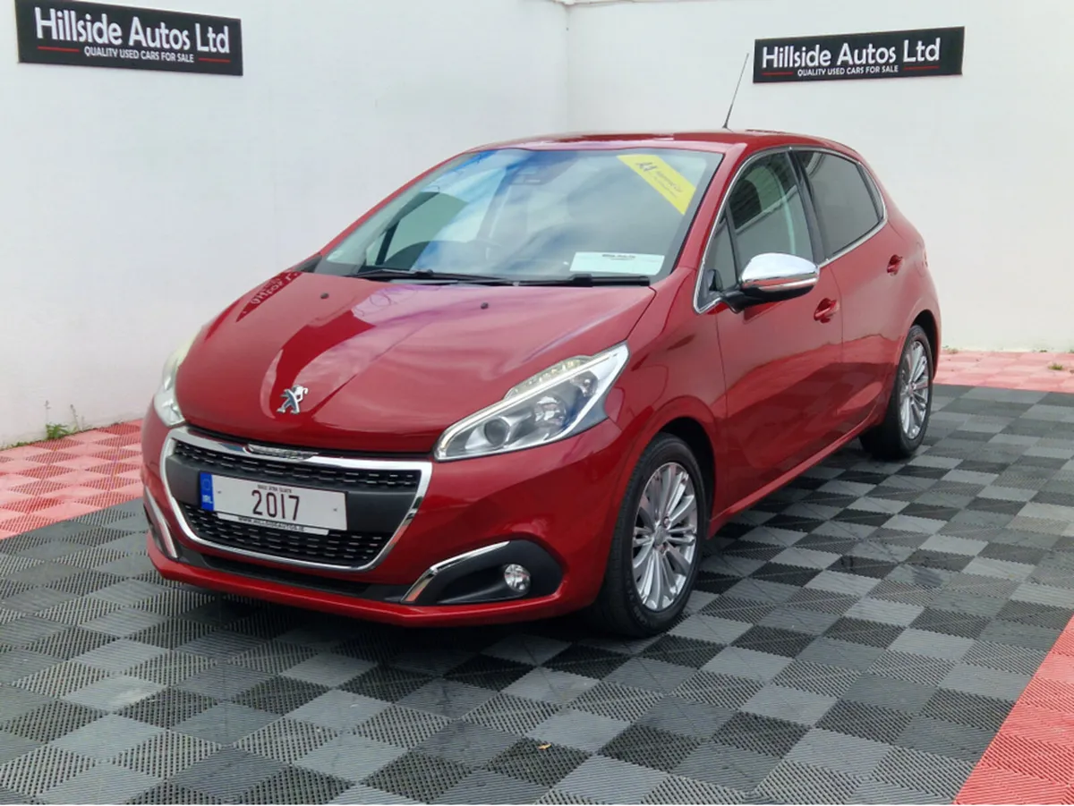 Peugeot 208 ALLURE 1.2 PETROL 5DR AUTOMATIC 12 MON - Image 3