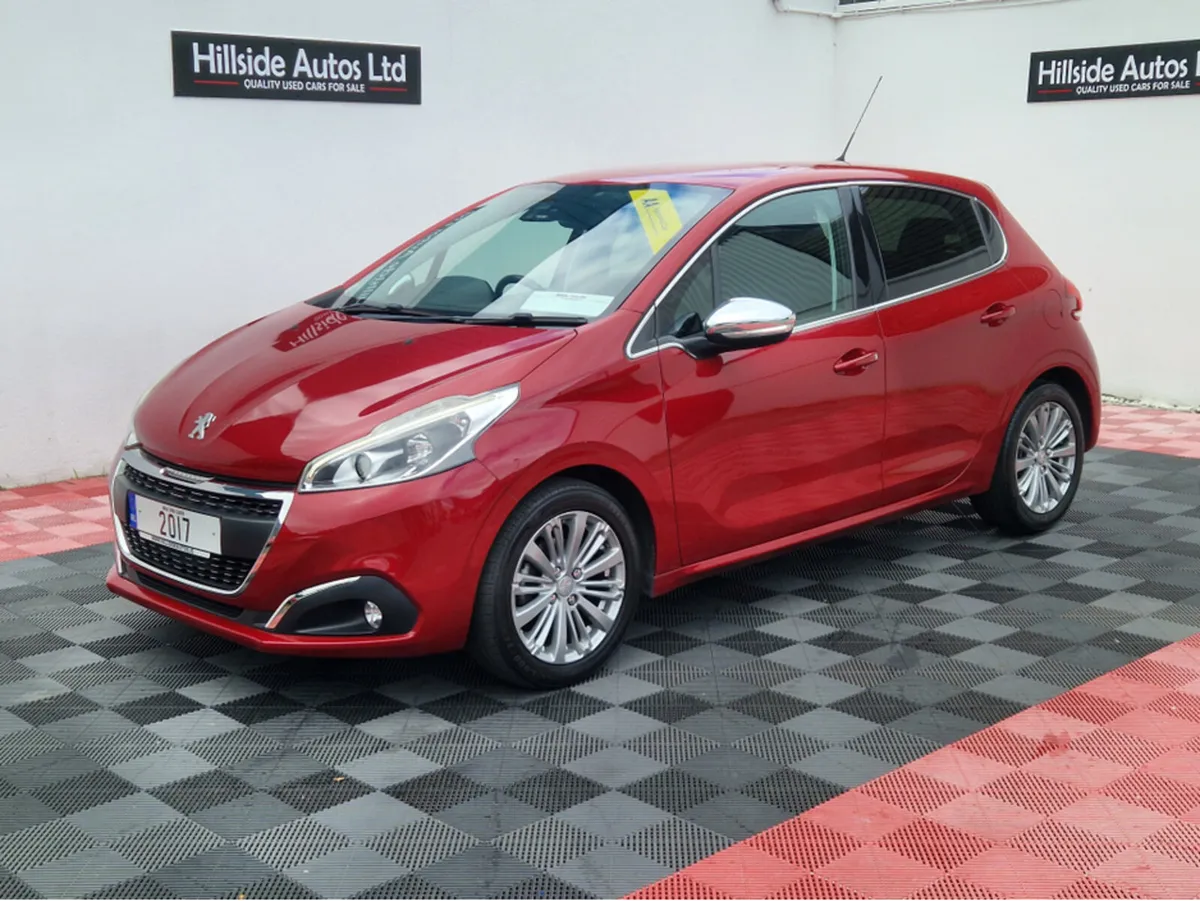 Peugeot 208 ALLURE 1.2 PETROL 5DR AUTOMATIC 12 MON - Image 4