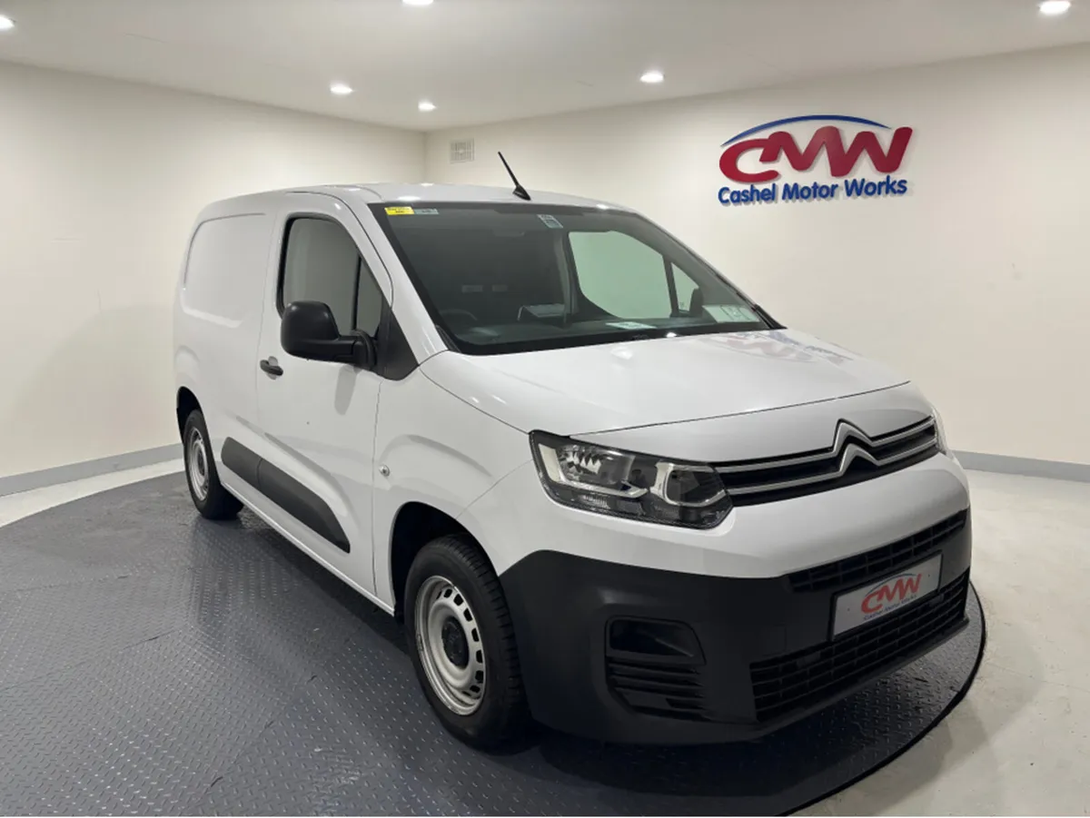 Citroen Berlingo LX BLUEHDI 100 MWB 650KG**€17995 - Image 1