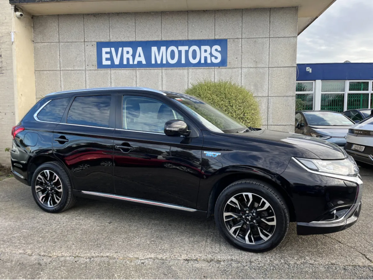 Mitsubishi Outlander GX3H PHEV 2.0 PETROL - Image 3