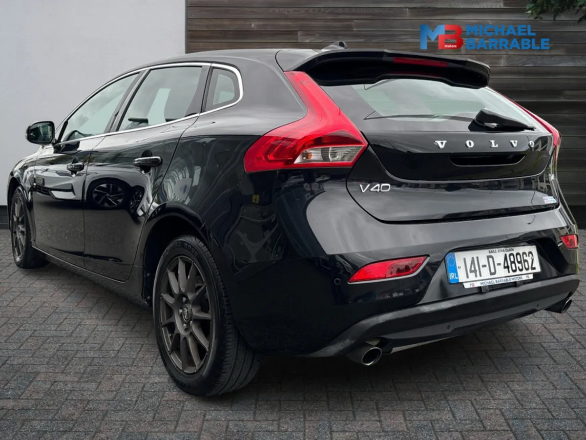 Volvo V40 DBA-MB4164T 5DR AUTO 40 SERIES 525 - Image 3