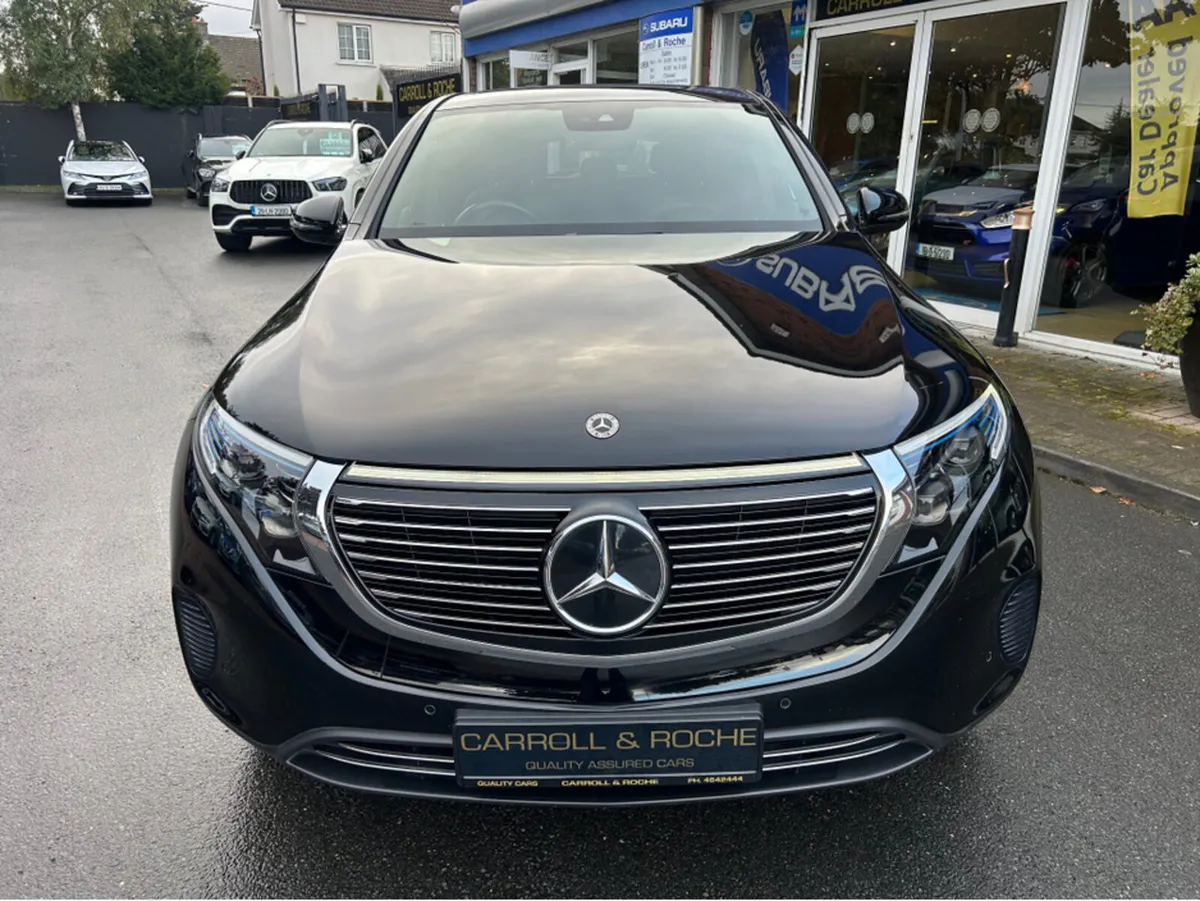 Mercedes-Benz EQC 400 Sport-4Matic { 4x4 } Beautif - Image 4