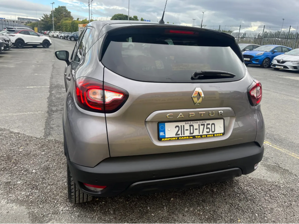Renault Captur ICONIC TCE 90 MY19 EVAP Finance Ava - Image 2