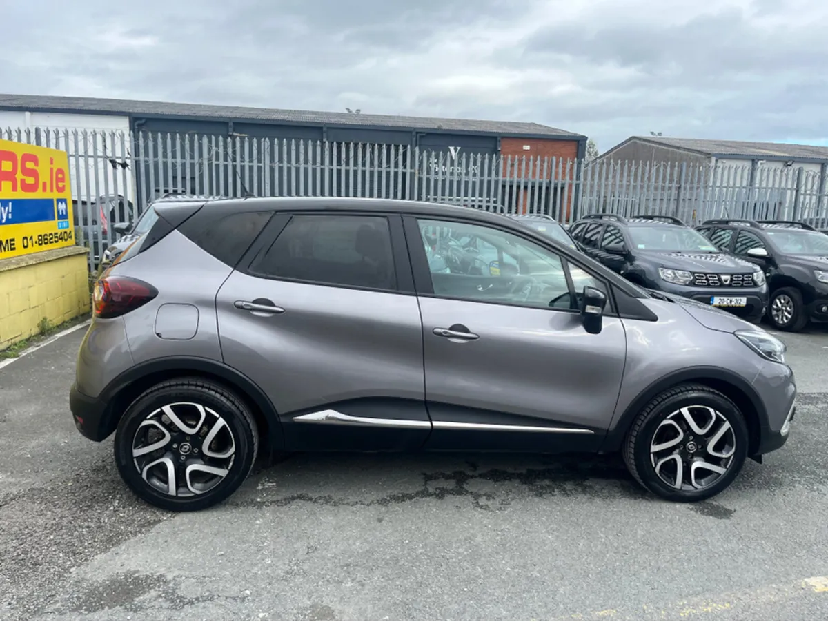 Renault Captur ICONIC TCE 90 MY19 EVAP Finance Ava - Image 3
